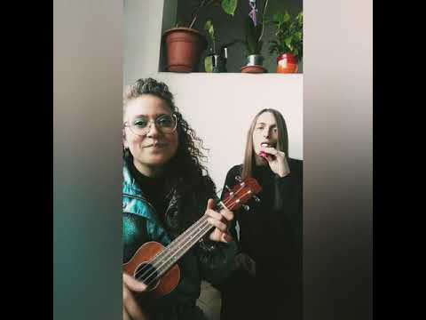 Viva la mamma - ukulele cover by Sara Betti & Joyce Bernardi