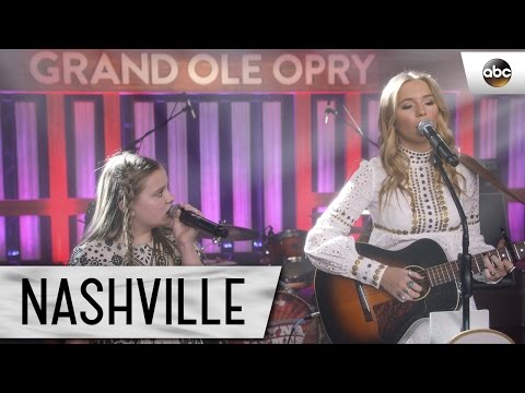 Lennon and Maisy Stella (Maddie and Daphne) Sing "Willing Heart" - Nashville 4x17
