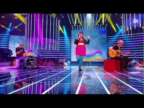 Luce à Nouvelle Star - "Over the Rainbow" de Judy Garland (cover)