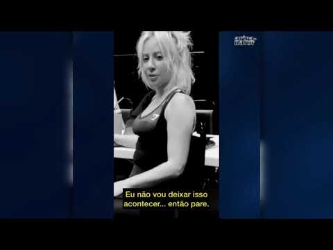 Lady Gaga arranha olho de Ariana Grande legendado (PT e BR)