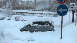 preview picture of video 'neve a Caramanico Terme  (Pescara)'