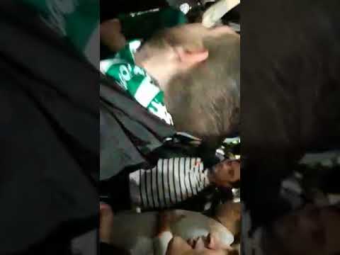 Curva 1909 ensaiando música nova no intervalo - Coritiba 2x0 Vila Nova