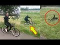 Akshay Kumar Crashes His Cycle While Wishing Happy Independence Day
