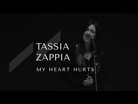 Tassia Zappia • My Heart Hurts | Loops Live Sessions