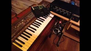 Video thumbnail for Casio in the Space  (Casiotone 501& Boss Space Echo & Boss dm-100 Delay) by Vintage Sounds