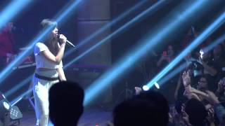 Javiera Mena - Espada (En vivo HQ)