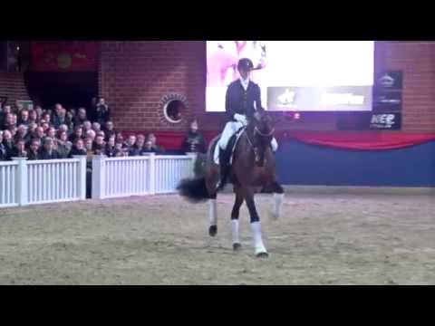 Fürst William v. Fürst Wilhelm - Lord Sinclair I / www.klatte.de