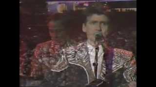 Crowded House - Throw Your Arms Around Me (live at Expo &#39;88)