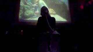 omnivore - pink electric