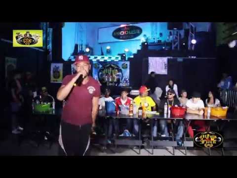 MESA DE FUNK - MC GORDÃO DA SUL AO VIVO NA MESA DE FUNK (MESADEFUNKHD)