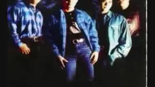Download lagu KAU SATU DALAM SEJUTA (KUMPULAN GRAVITY) mp3