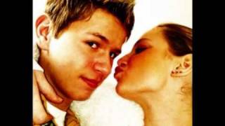 Leona Šenková - Vzorná holka Leona Šenková - Vzorná holka