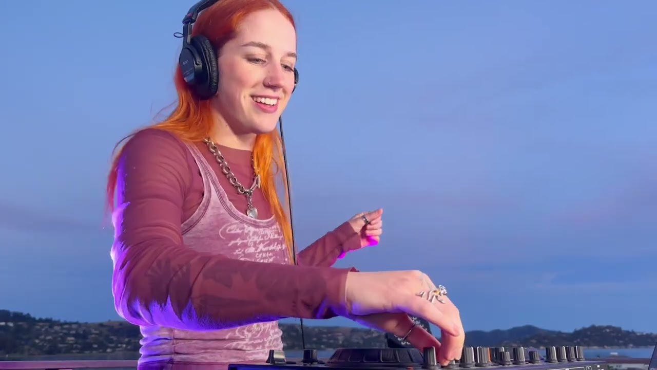 Promotional video thumbnail 1 for DJ Gottsy