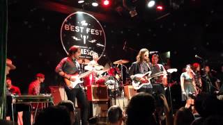 elvis perkins covers tonights the night - neil fest 2015 [live]