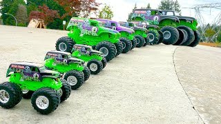 GRAVE DIGGER | MONSTER JAM | MONSTER TRUCKS | MONSTER TRUCK VIDEOS | KIDS 거대한 괴물 괴물 괴물 트럭 극단적 인 묘사