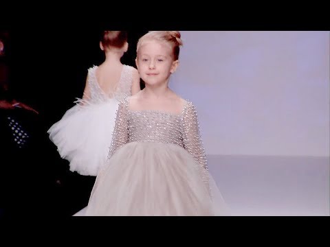 Blue Jasmine | Fall Winter 2018/2019 Full Fashion Show | Exclusive