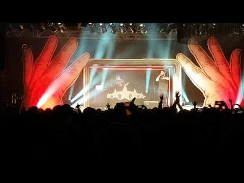 Luis Baltes und DJ Coolmann (live at Live Music Hall Köln / 02.02.2019)