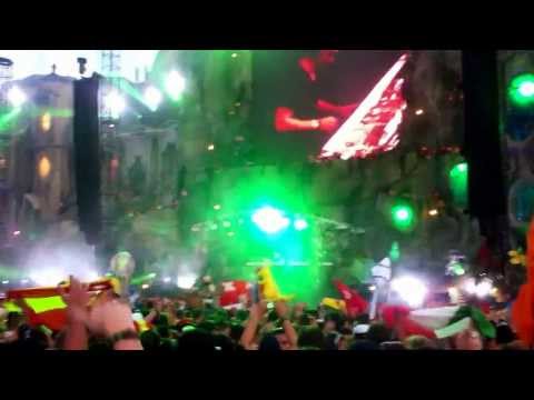 HARDWELL @ TOMORROWLAND 2013!! WELCOME TO TOMORROWLAND