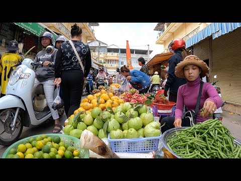 Chhouk Meas Market: A Walking Tour of Cambodia’s Best Local Market