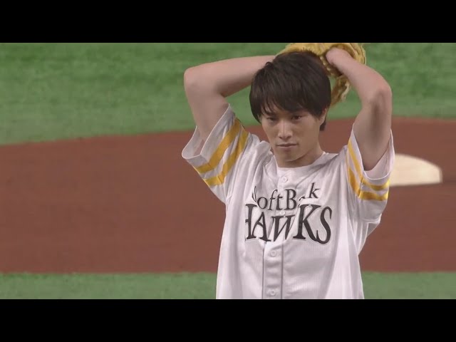 【始球式】俳優の鈴木伸之さんが始球式に登場!! 2019/4/22 H-B