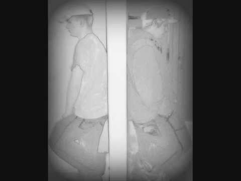 NwR feat. Świeży eLJoteN - ,, Wyjście awaryjne ''