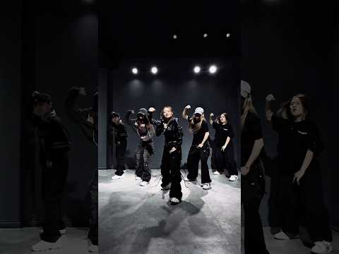 BTS - HOOLIGAN 💥 #bobodancestudio #bts #hooligan