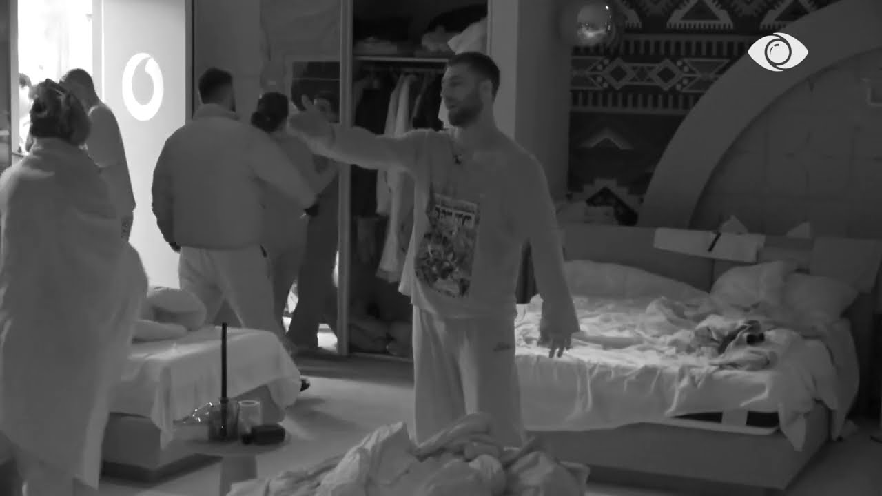 “O xholi…”/ Meriton tërhiqet pas debatit për shtratin, Egla: Më sulmove fizikisht…