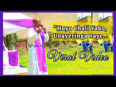 Huyo Mpenzi Wako Unayeringa Naye - Bishop Sings To Congregation * Viral Videos #subscribe #like