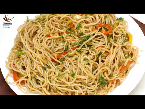 Jain Chowmein Recipe | No Onion No Garlic | Street Style Jain Noodles!