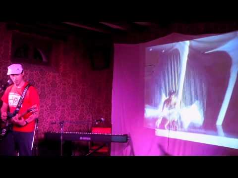 Inicialoj DC dum FESTO 2011 - Furora danc' (vive)