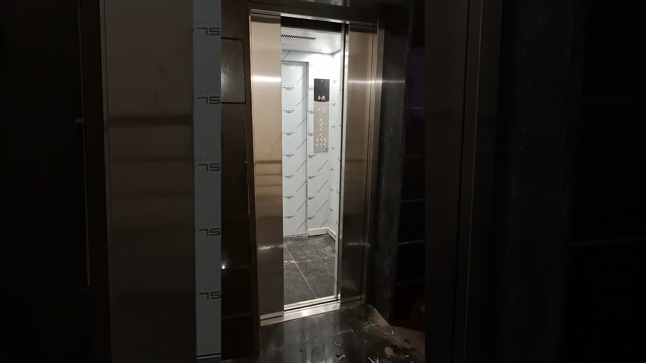 how to use lift 🛗 elevator world 😂🤩🤩🤩🤔🤔🤔🤔