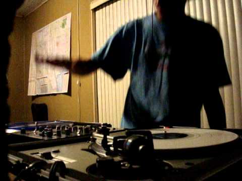 Spinvipers spinning on some Technics 1200's