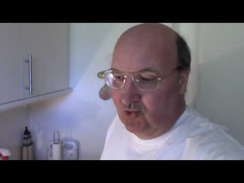 MongoTV_2592 - Mongo Madskole - OKSEBOUILLONSUPPE Med Gulerødder - Løg - Kartofler - Pastaskruer