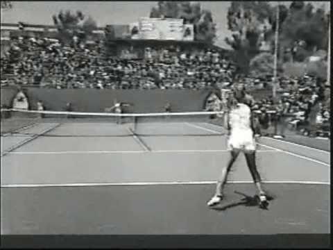 Chris Evert d. Tracy Austin - 1979 Clairol (PART 2 of 2)