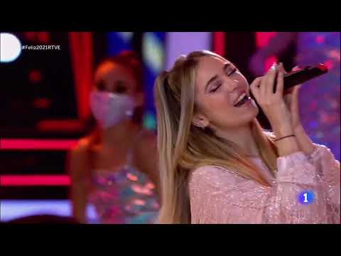 Ana Mena Y Rocco Hunt - A Un Paso De La Luna