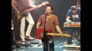 BONES Gary Allan