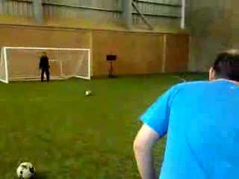 best goal ever! zidane wonder strike at celtics lennoxtown