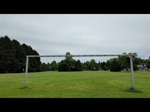 Just to Walk Through Prince of Wales Park and Eat Ramen