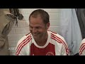 Lucky Ajax scoort er lustig op los