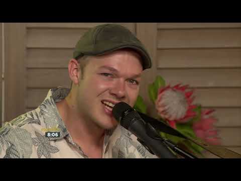 Aston Wylie Performs “Howling”