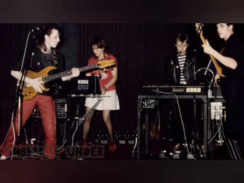 🎹 Aaah...! - Slip Away [UK 1982 // Minimal, New Wave, Synth-pop, Synthwave]