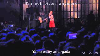 Paramore - Interlude: I'm not Angry Anymore [Lyrics][Subtitulado Español] (LIVE)