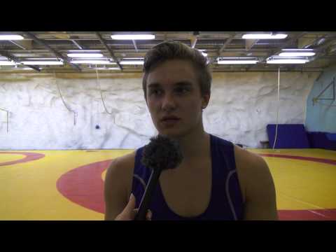 Nuori painija Veeti Väliahdet Matkalla Huipulle -verkkolehdessä 2/2014