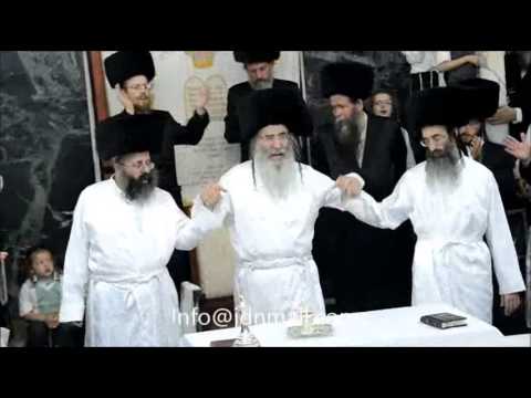 Motzoei Yom Kippur 5776 With Aleksander Rebbe
