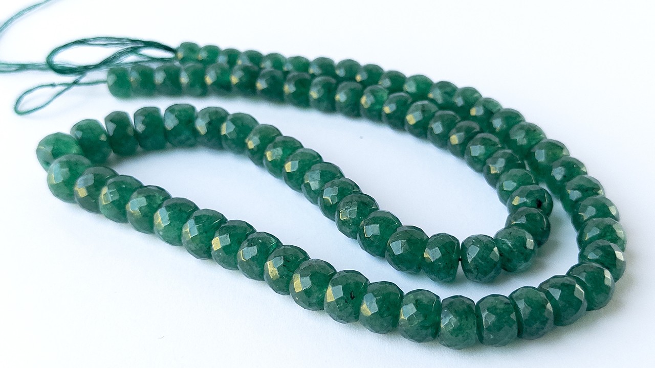 Emerald | Faceted Rondelle | 9-11.5mm Bead Size | 58cm Strand Length | 510 Carats video