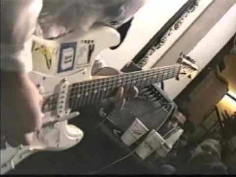 LAS ULTRASÓNICAS -  Todos están muriendo aquí (Documental)