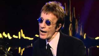 Carola och Robin Gibb framför How deep is your love - Skavlan