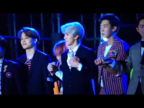 151019 Cute moment (ending) | Asia Song Festival 2015