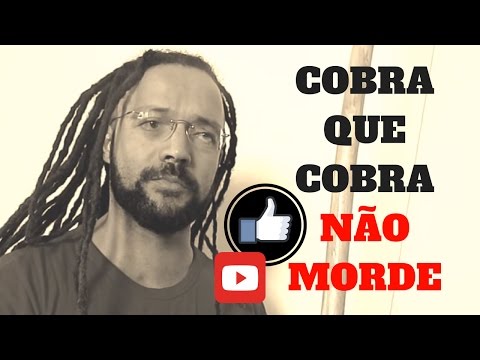 Mestre Casquinha Capoeira COBRA QUE COBRA NÃO MORDE