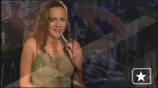 Tiê em "Te valorizo" no Estúdio Showlivre 2009